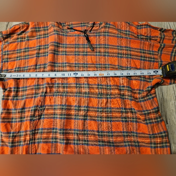 Handmade Plaid pullover - Picture 7 of 9